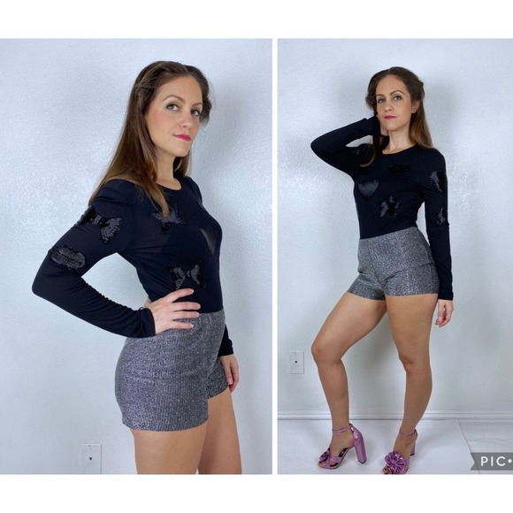 vintage 70s SILVER SPARKLY disco SHORTS Md/28 lurex party glam pants high waist - Picture 1 of 10